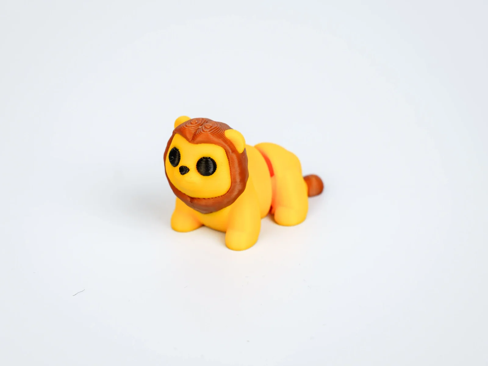 Mini articulated Lion - front view
