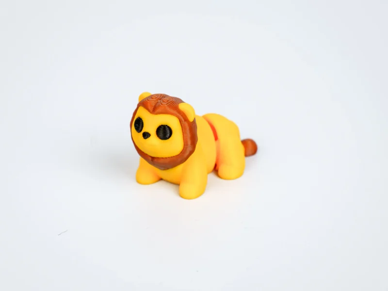 Mini articulated Lion - front view