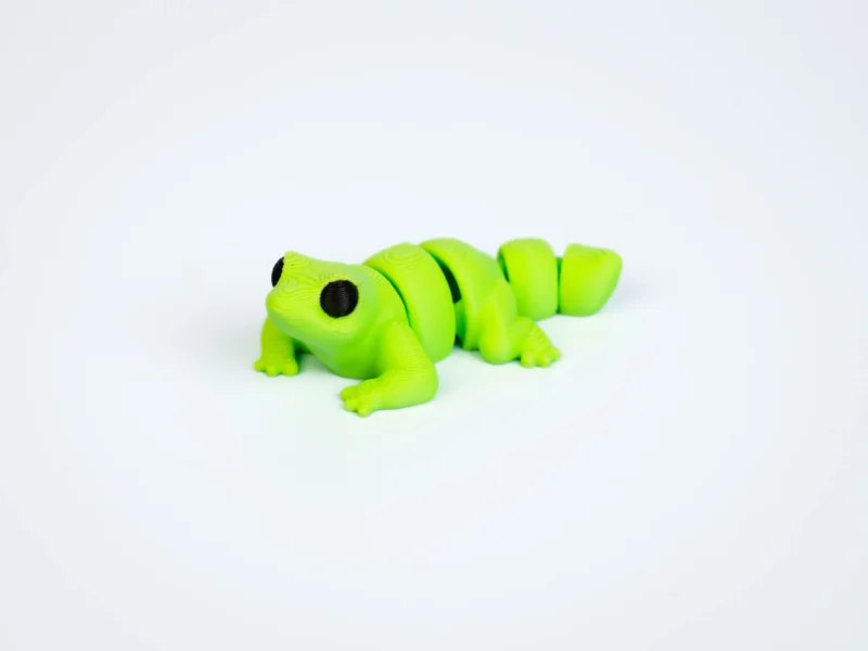 Mini articulated Lizard - front view