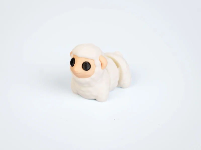 Mini articulated Sheep - front view