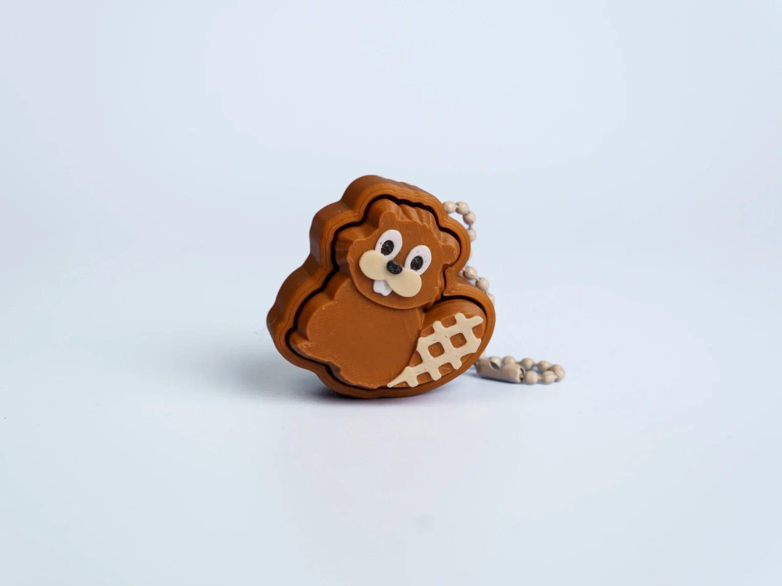 Oh Canada clicker fidget keychain - beaver